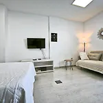 Girasol Rooftop View Apartment